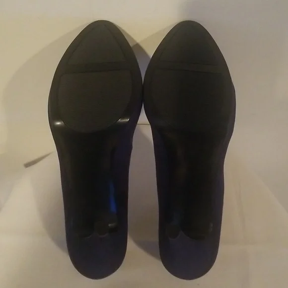 NWOT! Nine West Mary Jane Faux Suede Navy Blue Pumps - Picture 5 of 6